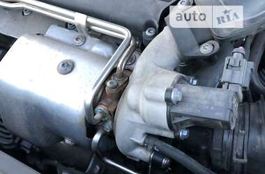 Хэтчбек Volkswagen Golf 2009 в 