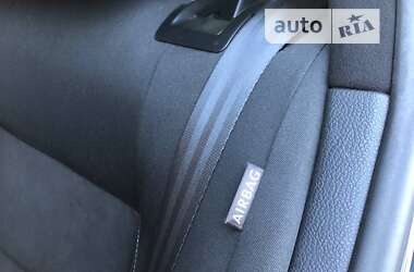 Хэтчбек Volkswagen Golf 2009 в 