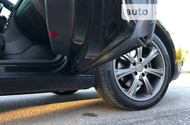 Хэтчбек Volkswagen Golf 2009 в 