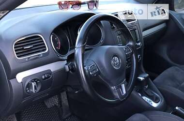 Хэтчбек Volkswagen Golf 2009 в 