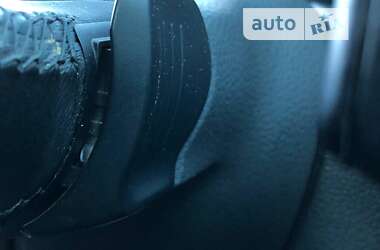 Хэтчбек Volkswagen Golf 2009 в 