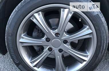 Хэтчбек Volkswagen Golf 2009 в 