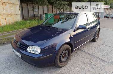 Хэтчбек Volkswagen Golf 2001 в Каменском