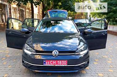 Универсал Volkswagen Golf 2018 в Одессе