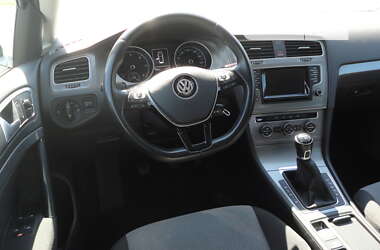 Универсал Volkswagen Golf 2015 в Днепре