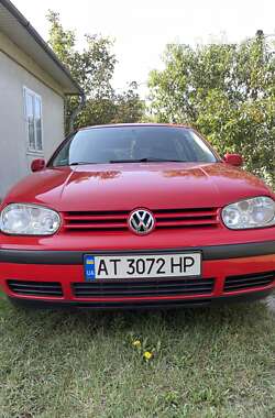 Хэтчбек Volkswagen Golf 1998 в Галиче