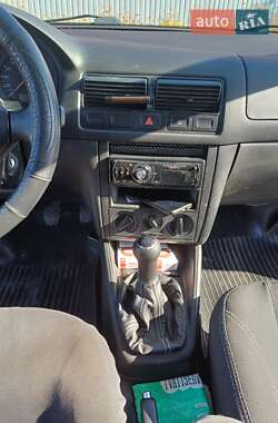 Хэтчбек Volkswagen Golf 1998 в Чернигове