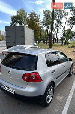 Универсал Volkswagen Golf 2004 в Киеве