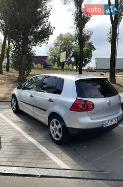 Универсал Volkswagen Golf 2004 в Киеве