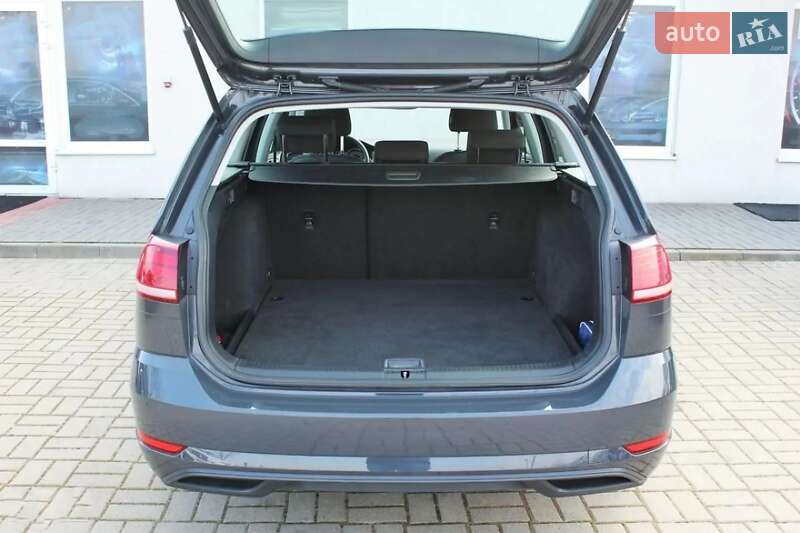 Универсал Volkswagen Golf 2019 в Львове