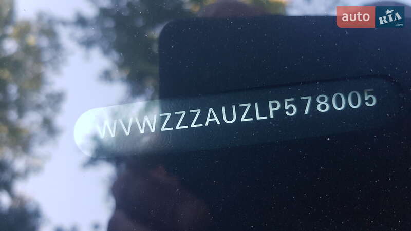 Універсал Volkswagen Golf 2020 в Ужгороді