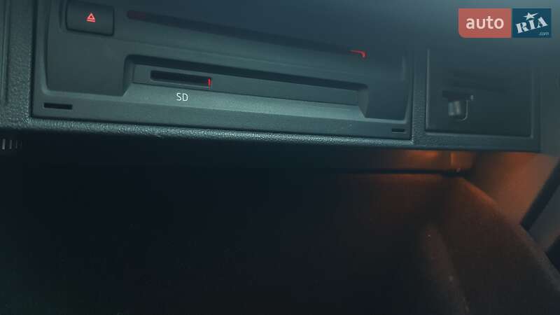 Універсал Volkswagen Golf 2020 в Ужгороді