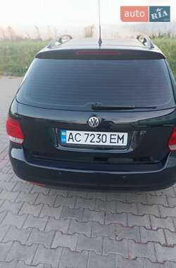 Універсал Volkswagen Golf 2009 в Луцьку