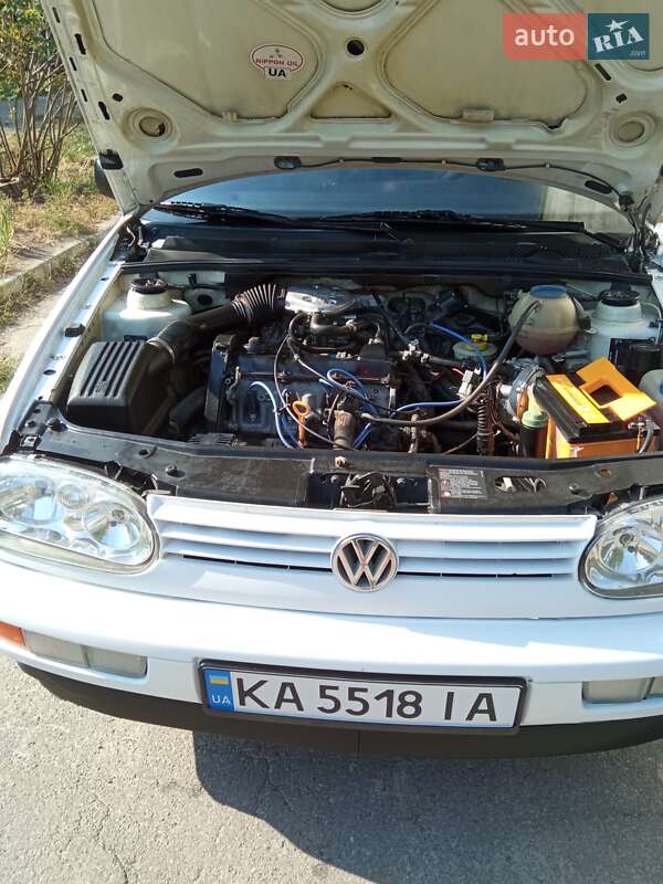 Универсал Volkswagen Golf 1998 в Черкассах фото 5 Универсал Volkswagen Golf 1998 в Черкассах