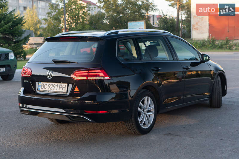 Універсал Volkswagen Golf 2018 в Самборі