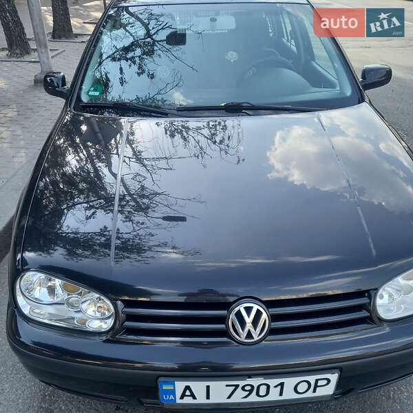 Универсал Volkswagen Golf 2000 в 