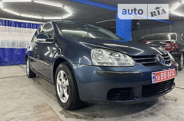 Хэтчбек Volkswagen Golf 2005 в Кременце