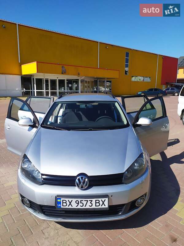 Універсал Volkswagen Golf 2013 в Хмельницькому