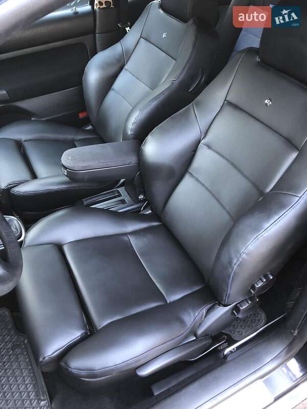 Хетчбек Volkswagen Golf 2002 в Білій Церкві