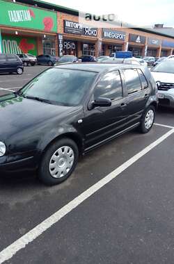 Хетчбек Volkswagen Golf 2001 в Кривому Розі