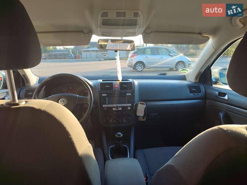 Универсал Volkswagen Golf 2009 в Владимире