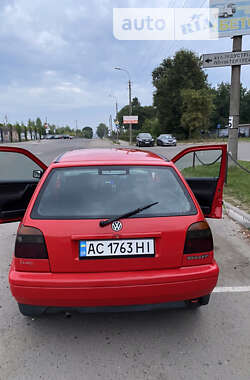 Хэтчбек Volkswagen Golf 1997 в Луцке