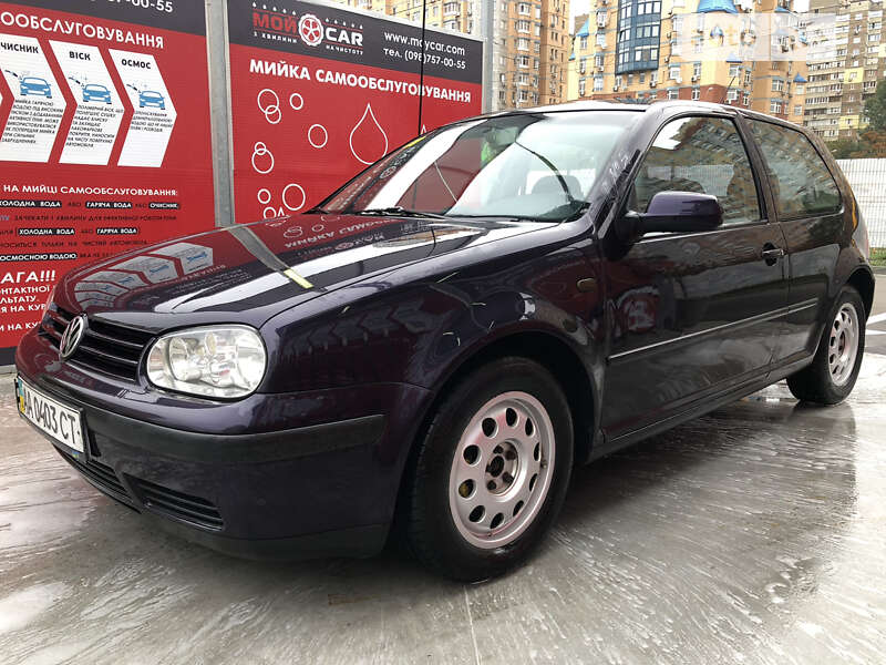 Хетчбек Volkswagen Golf 1999 в Києві