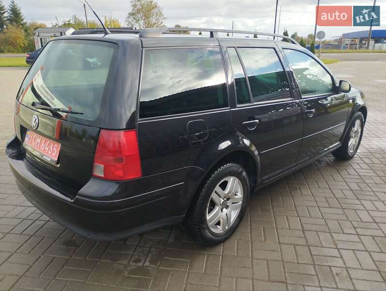 Універсал Volkswagen Golf 2006 в Нововолинську