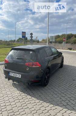 Хэтчбек Volkswagen Golf 2013 в Львове
