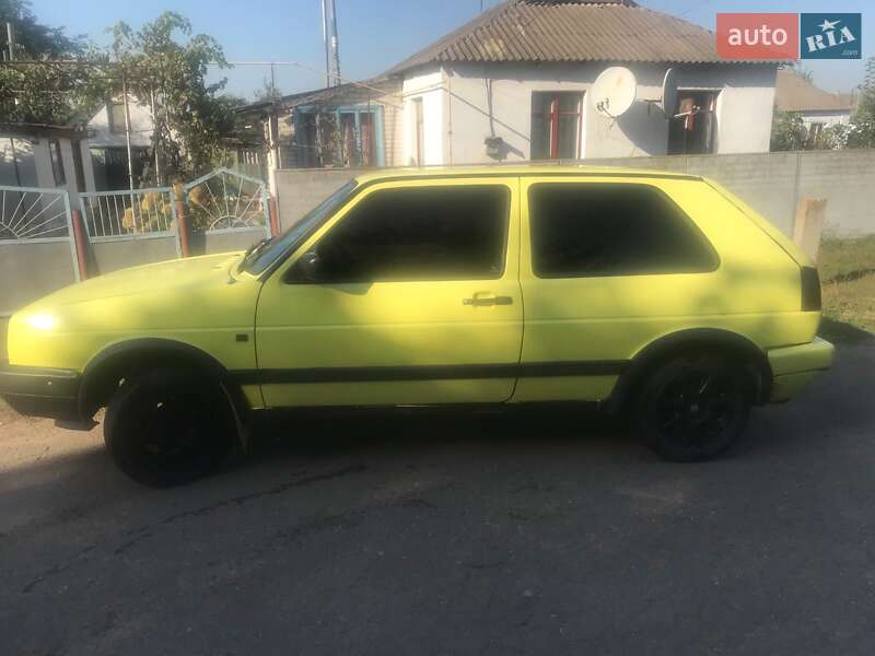 Хэтчбек Volkswagen Golf 1987 в Херсоне