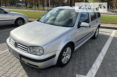 Универсал Volkswagen Golf 2001 в 