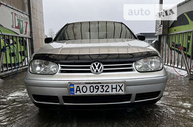 Хэтчбек Volkswagen Golf 2001 в Хусте