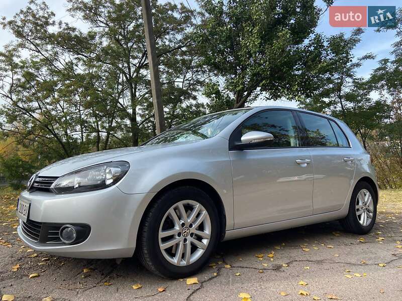 Хетчбек Volkswagen Golf 2012 в Черкасах