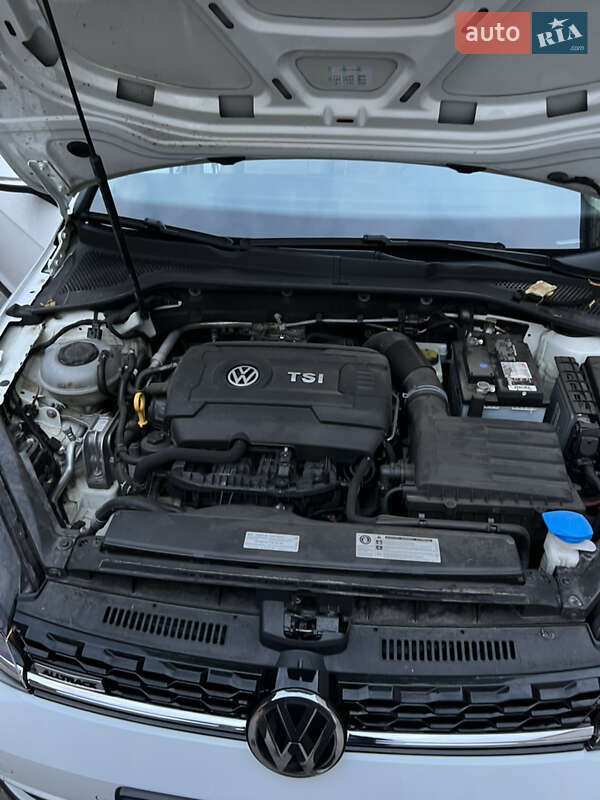 Універсал Volkswagen Golf 2017 в Харкові