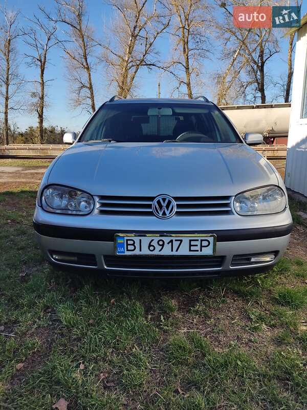 Volkswagen Golf 2002