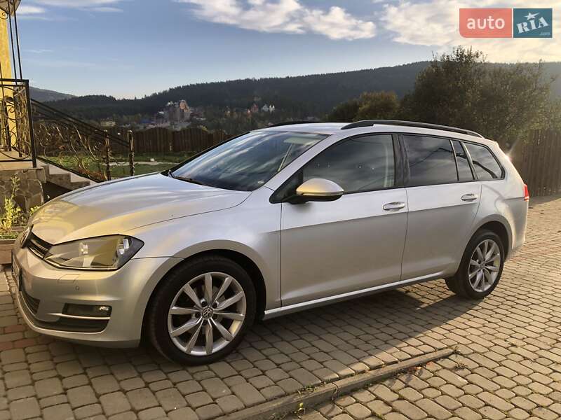 Универсал Volkswagen Golf 2013 в 