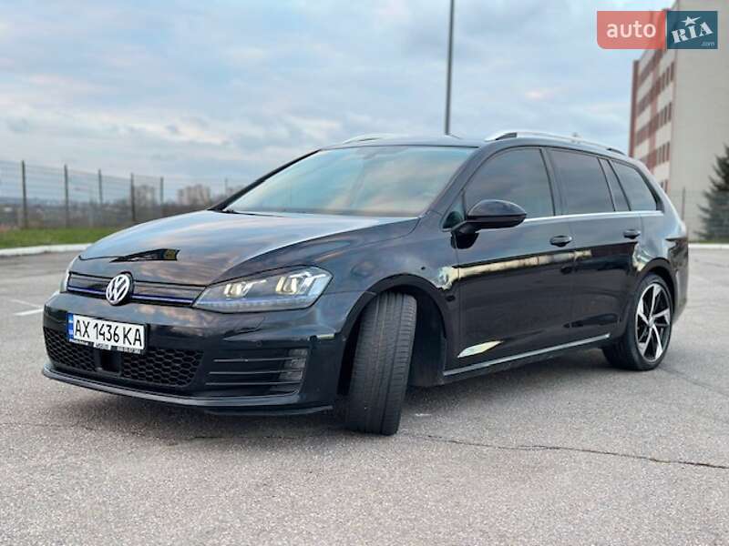 Універсал Volkswagen Golf 2015 в Харкові