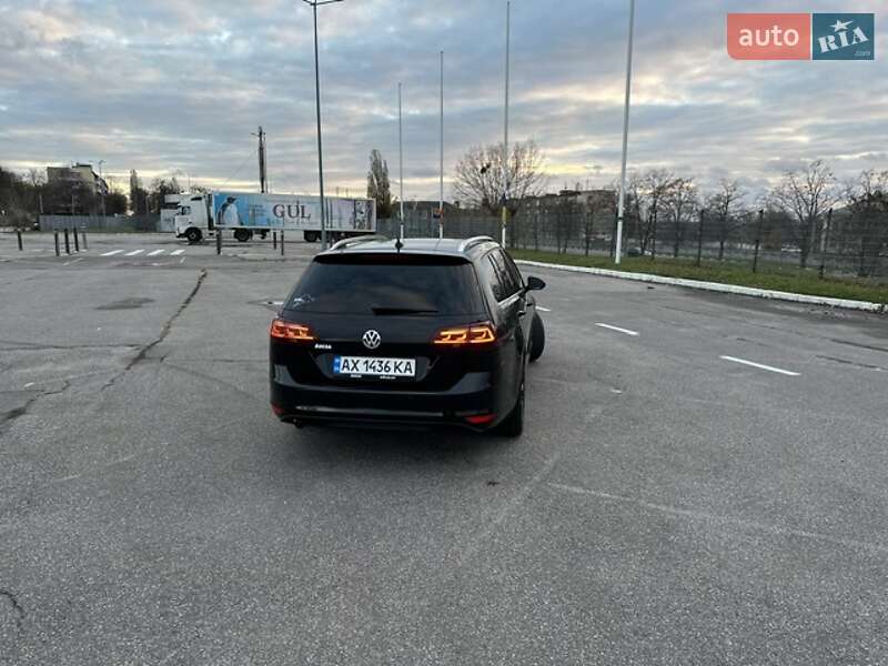 Універсал Volkswagen Golf 2015 в Харкові