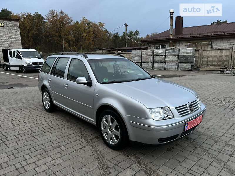 Универсал Volkswagen Golf 2003 в 