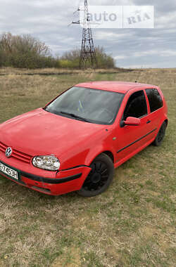 Хэтчбек Volkswagen Golf 1998 в Подольске