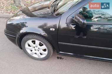 Хэтчбек Volkswagen Golf 2000 в Киеве