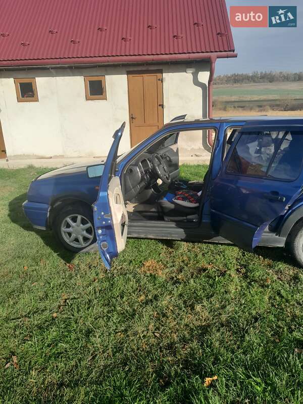 Хэтчбек Volkswagen Golf 1997 в Тернополе