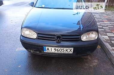 Хетчбек Volkswagen Golf 2002 в Вишгороді