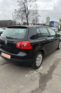 Хетчбек Volkswagen Golf 2006 в Чернігові