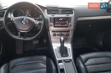 Универсал Volkswagen Golf 2014 в 