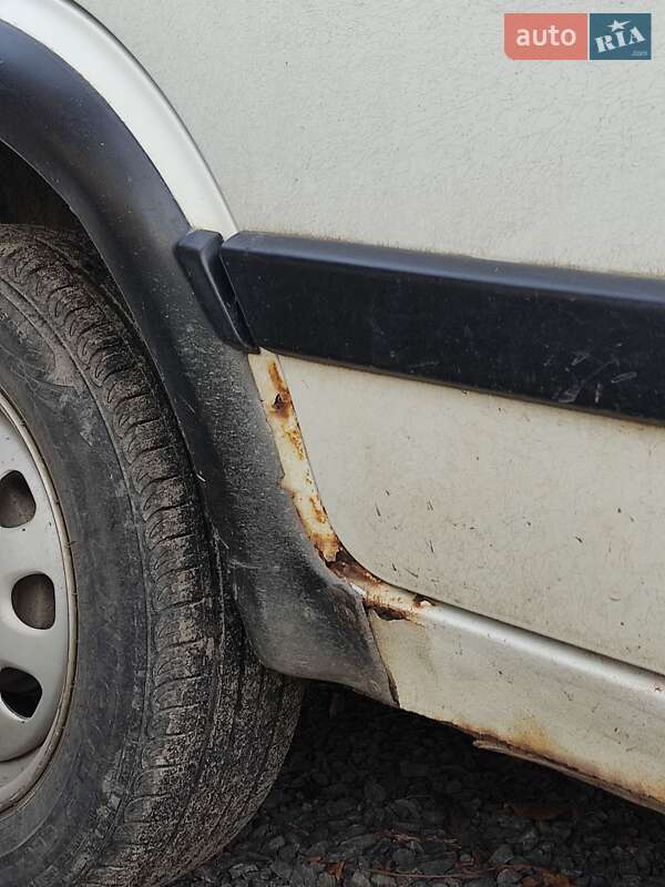 Хетчбек Volkswagen Golf 1990 в Луцьку