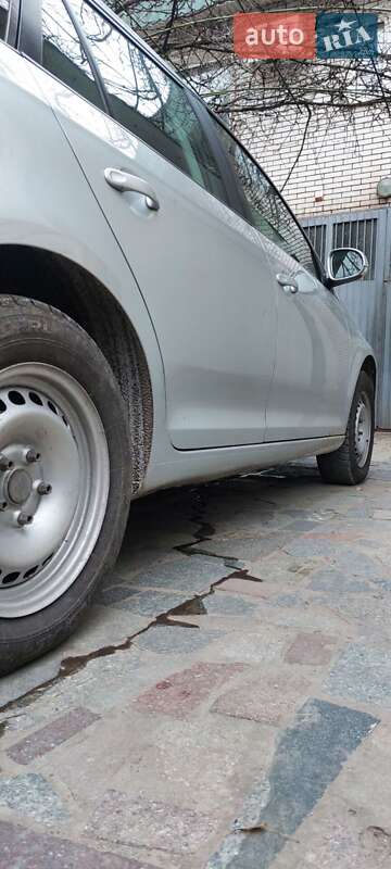 Универсал Volkswagen Golf 2008 в Запорожье