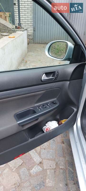 Универсал Volkswagen Golf 2008 в Запорожье