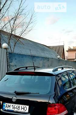 Универсал Volkswagen Golf 2009 в 