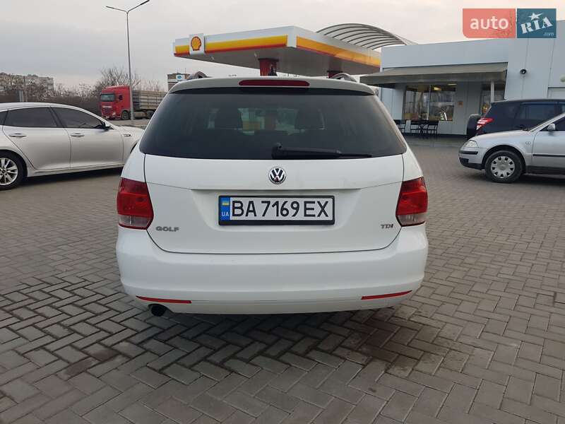 Універсал Volkswagen Golf 2011 в Кропивницькому